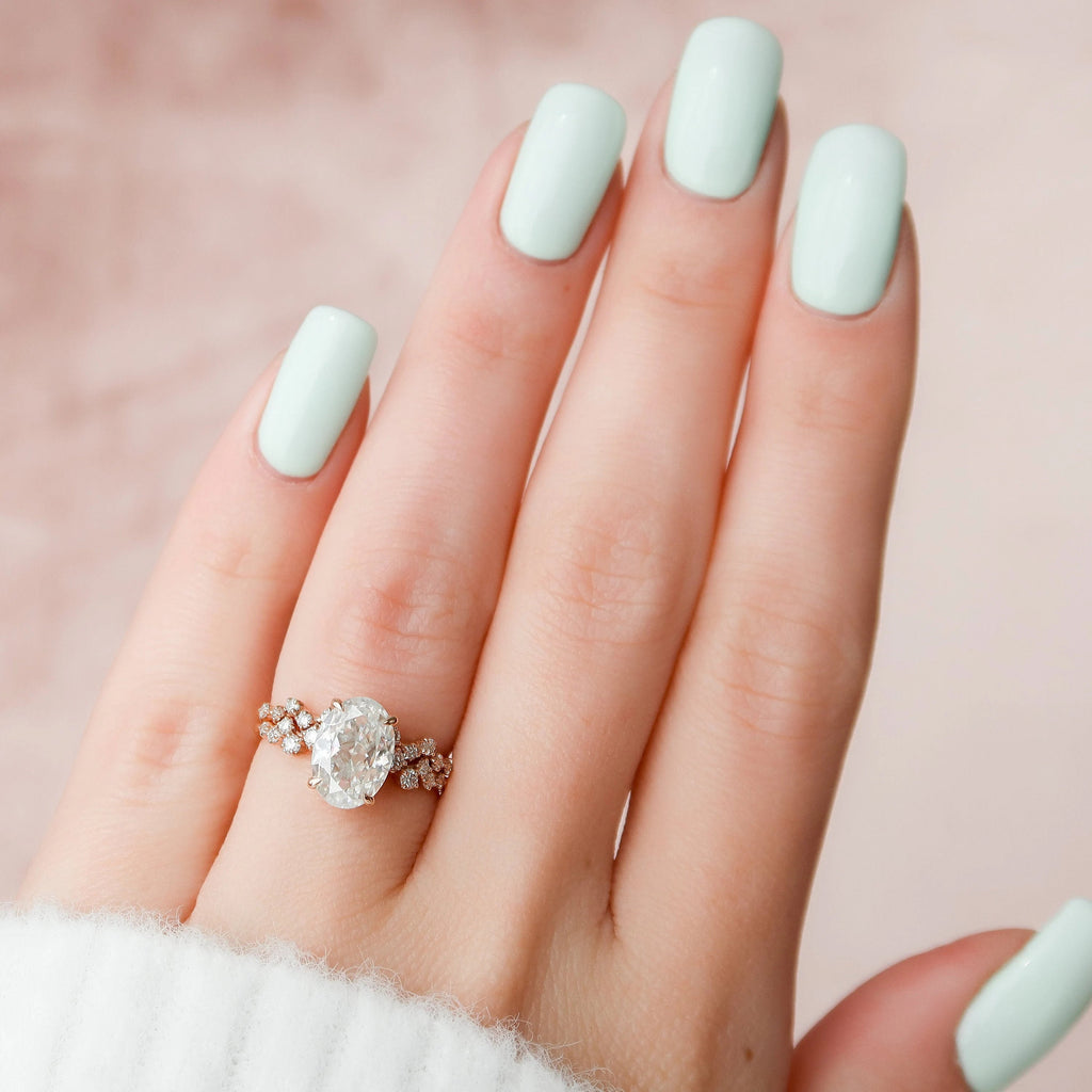 2.0CT Oval Cut Moissanite cluster Bridal Ring Set