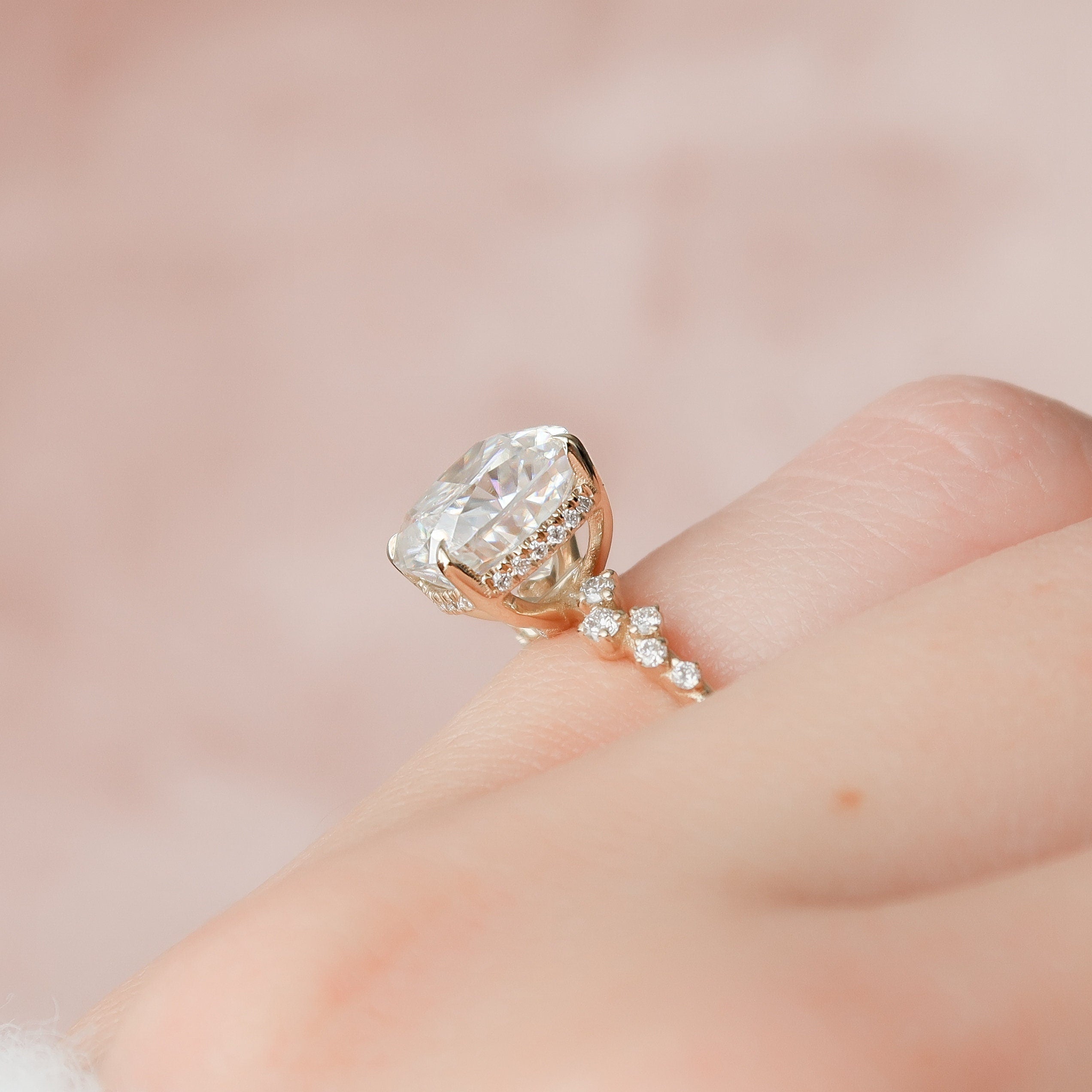 4.0 CT Cushion Moissanite Cluster Setting Engagement Ring