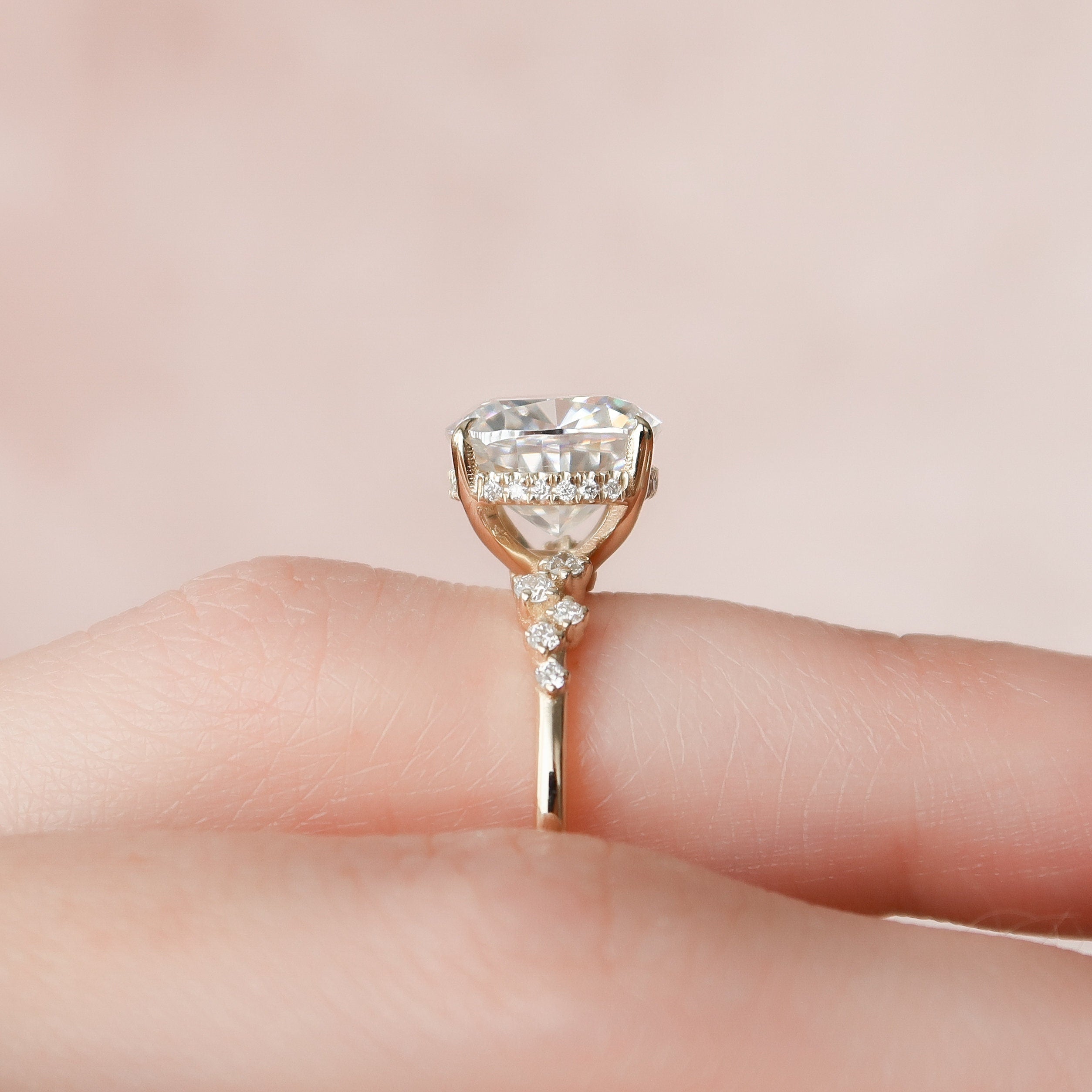 4.0 CT Cushion Moissanite Cluster Setting Engagement Ring