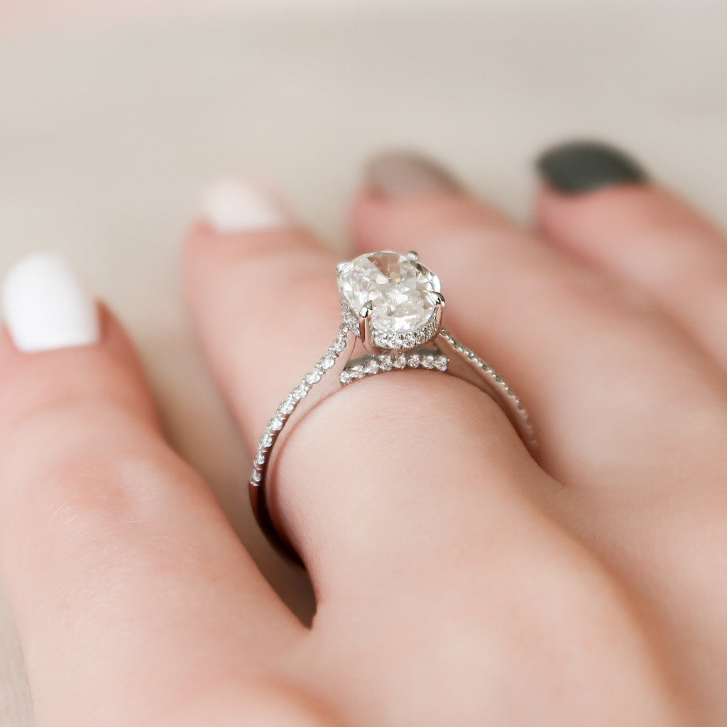 2.0 CT Oval Moissanite Pave Setting Engagement Ring