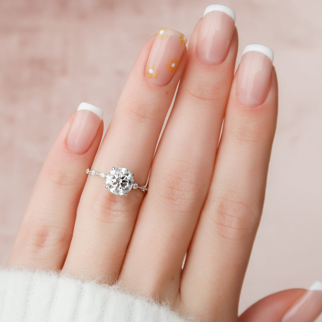 2.0 CT Round Moissanite Dainty Style Engagement Ring