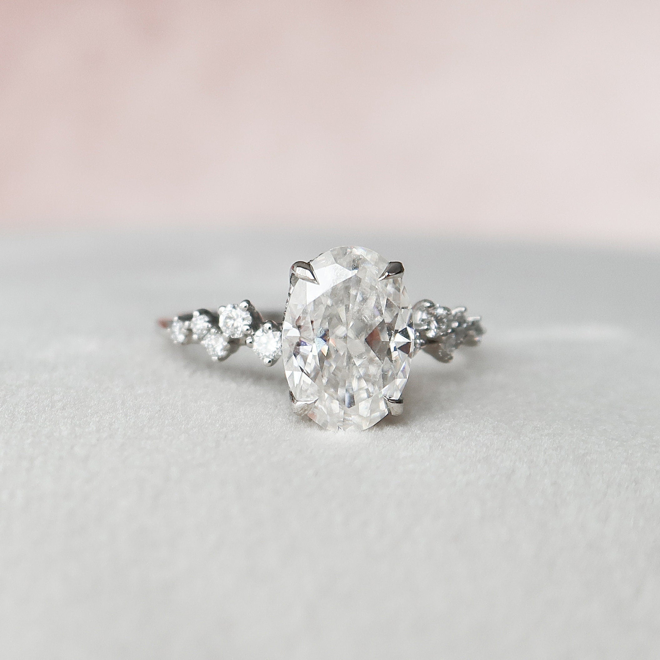 2.0 CT Oval Shape Moissanite Cluster Engagement Ring