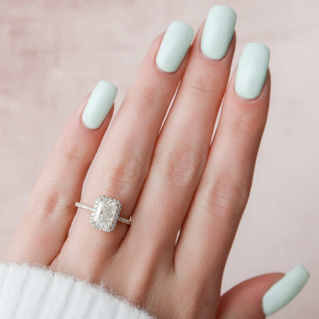 2.0 CT Radiant Cut Moissanite Halo Engagement Ring