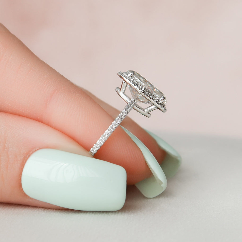 2.50 CT Oval Moissanite Halo Setting Engagement Ring
