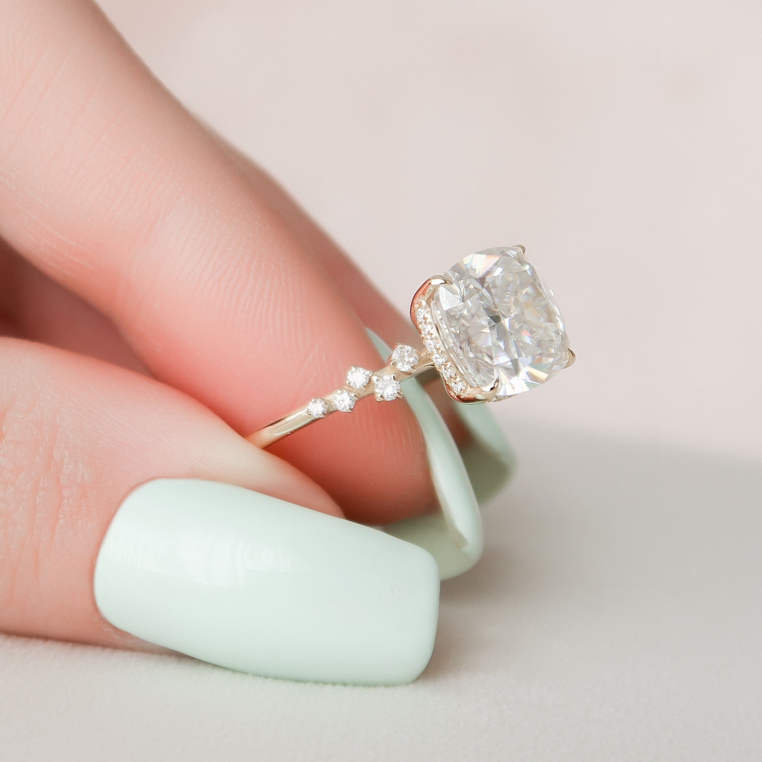 4.0 CT Cushion Moissanite Cluster Setting Engagement Ring