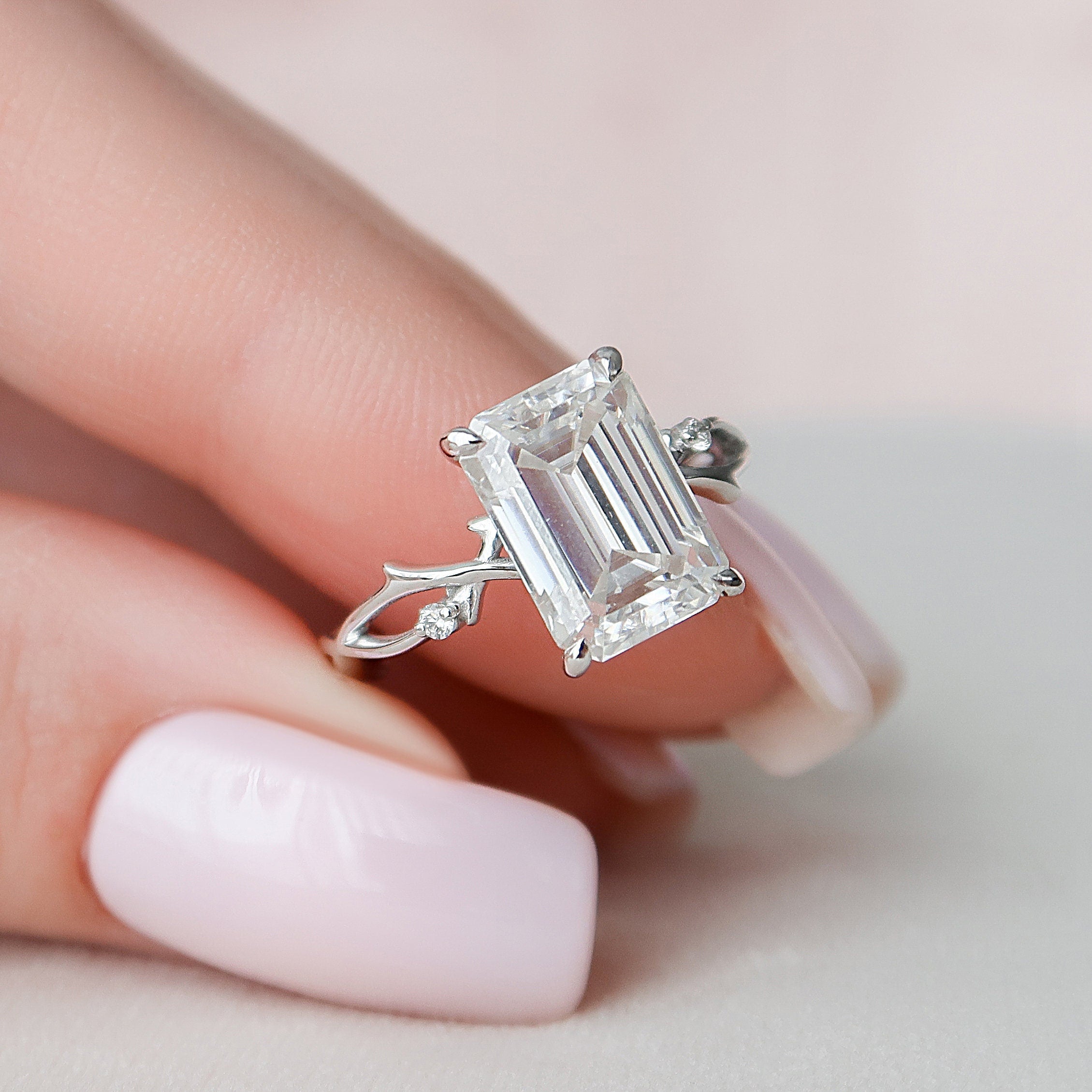4.0 CT Emerald Cut Moissanite Nature inspire Style Engagement Ring