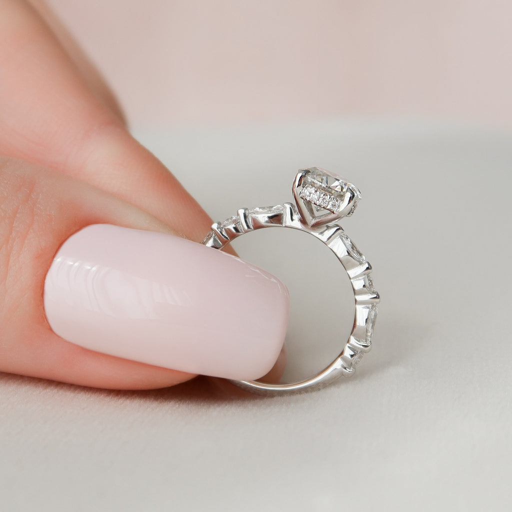 1.0 CT Round Brilliant Cut Moissanite Pave Style Engagement Ring