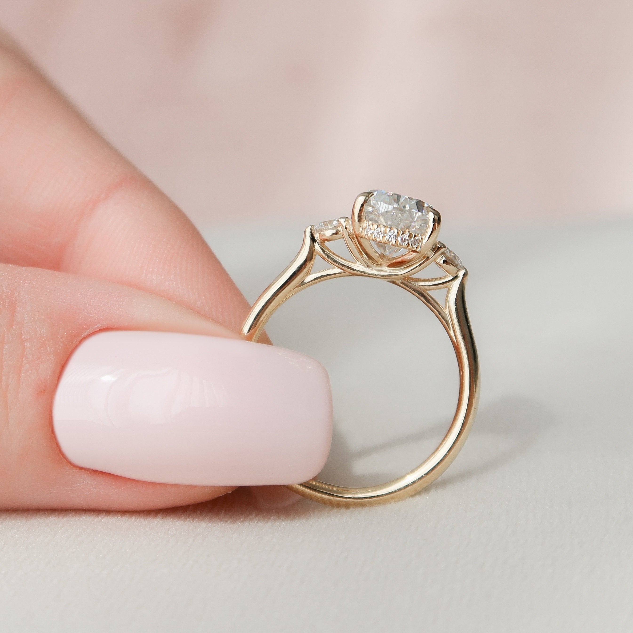 2.0 CT Pear Cut Moissanite Three Stone Engagement Ring