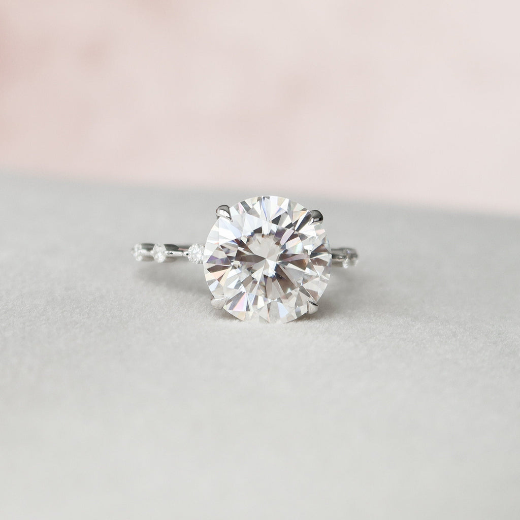 4.0 CT Round Moissanite Dainty Style Engagement Ring
