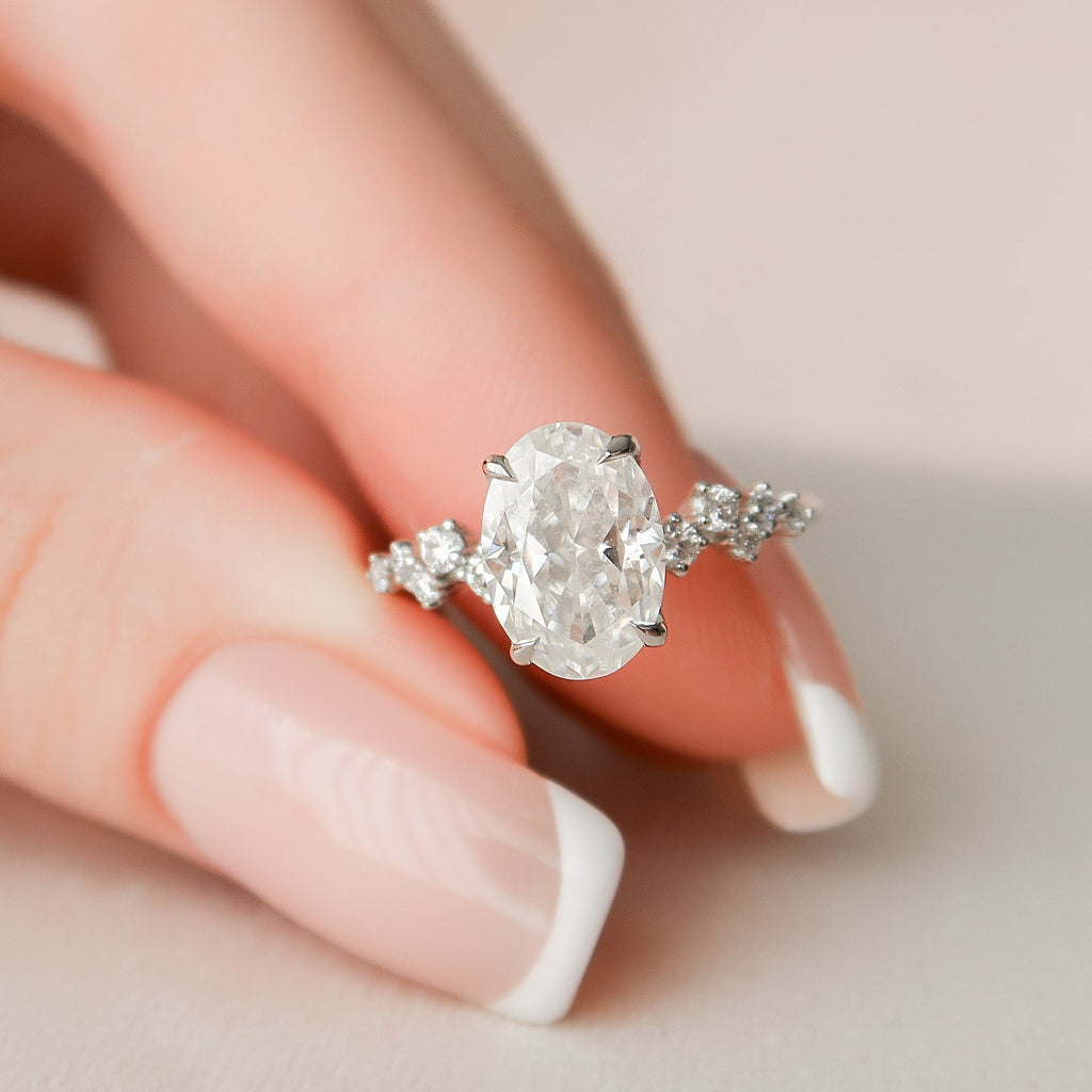 2.0 CT Oval Shape Moissanite Cluster Engagement Ring