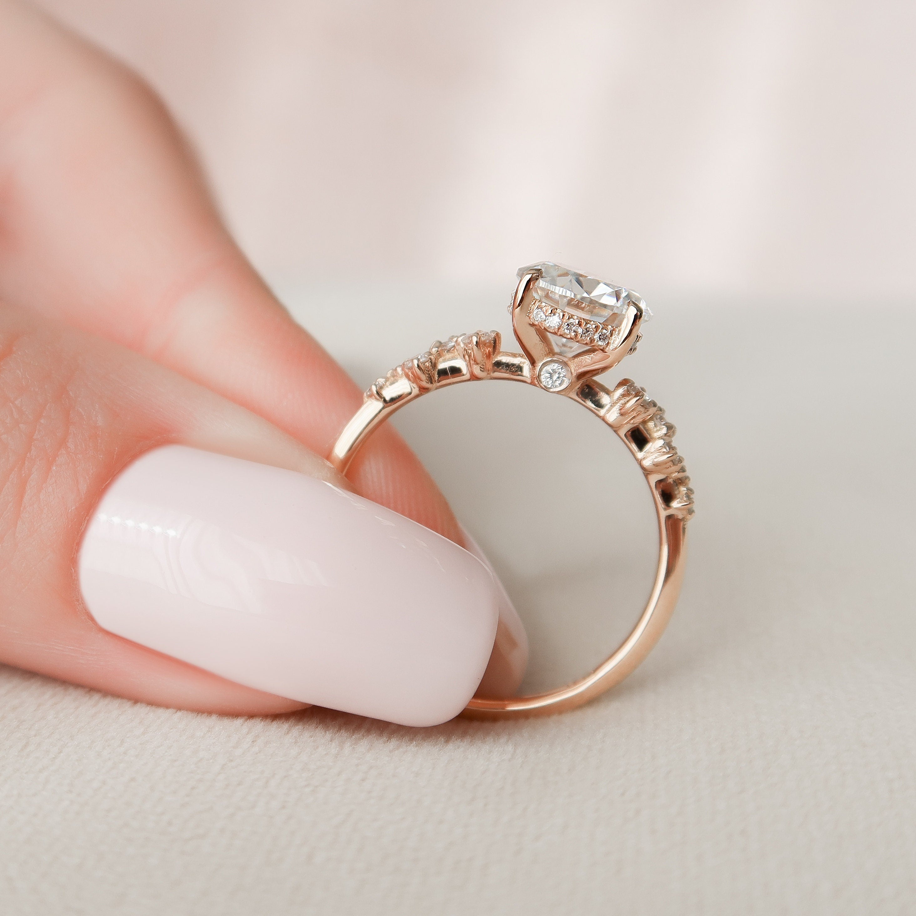2.0 CT Round Cut Moissanite Cluster & Hidden Halo Engagement Ring