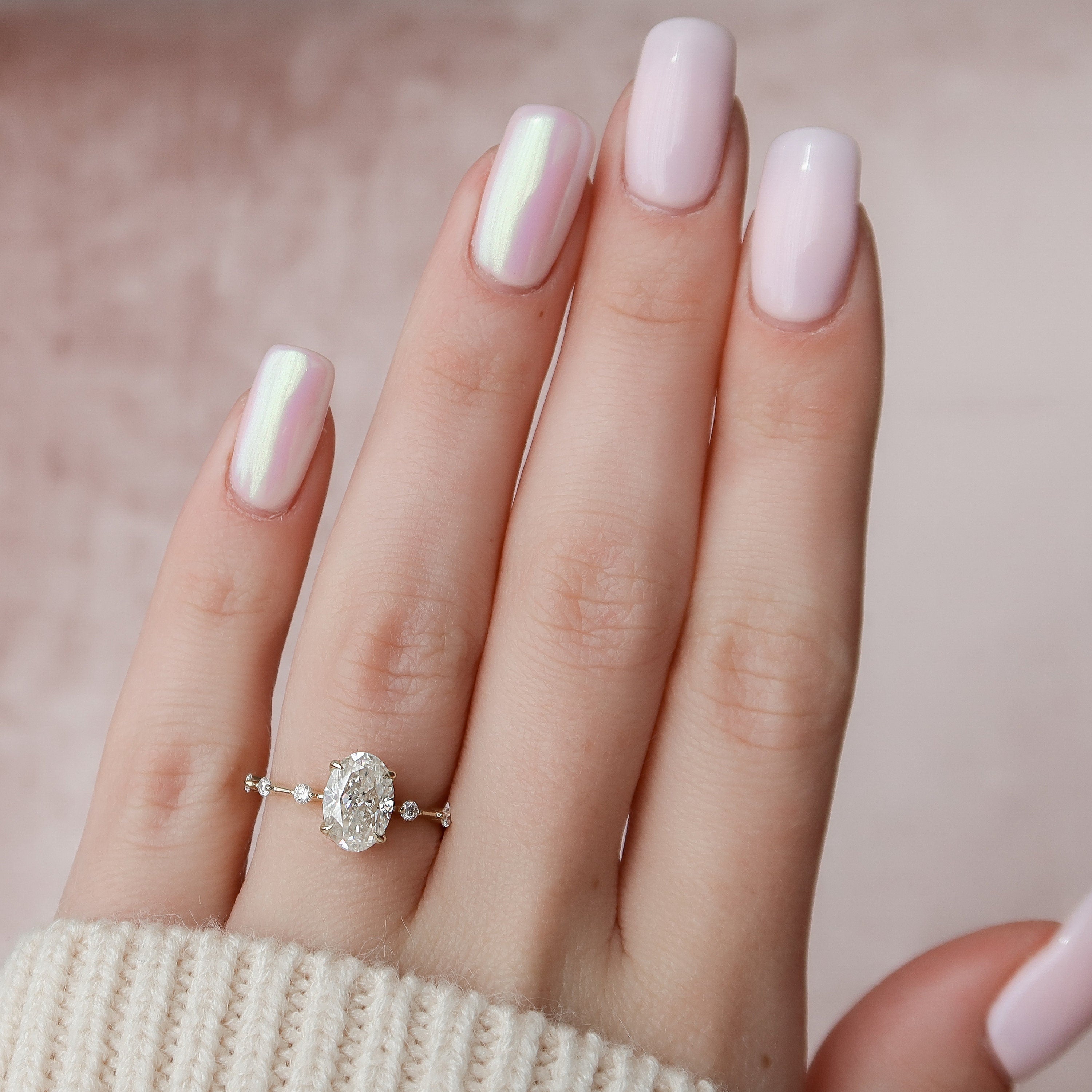 1.50 - 3.50 CT Oval Cut Dainty Moissanite Engagement Ring Zweitbild