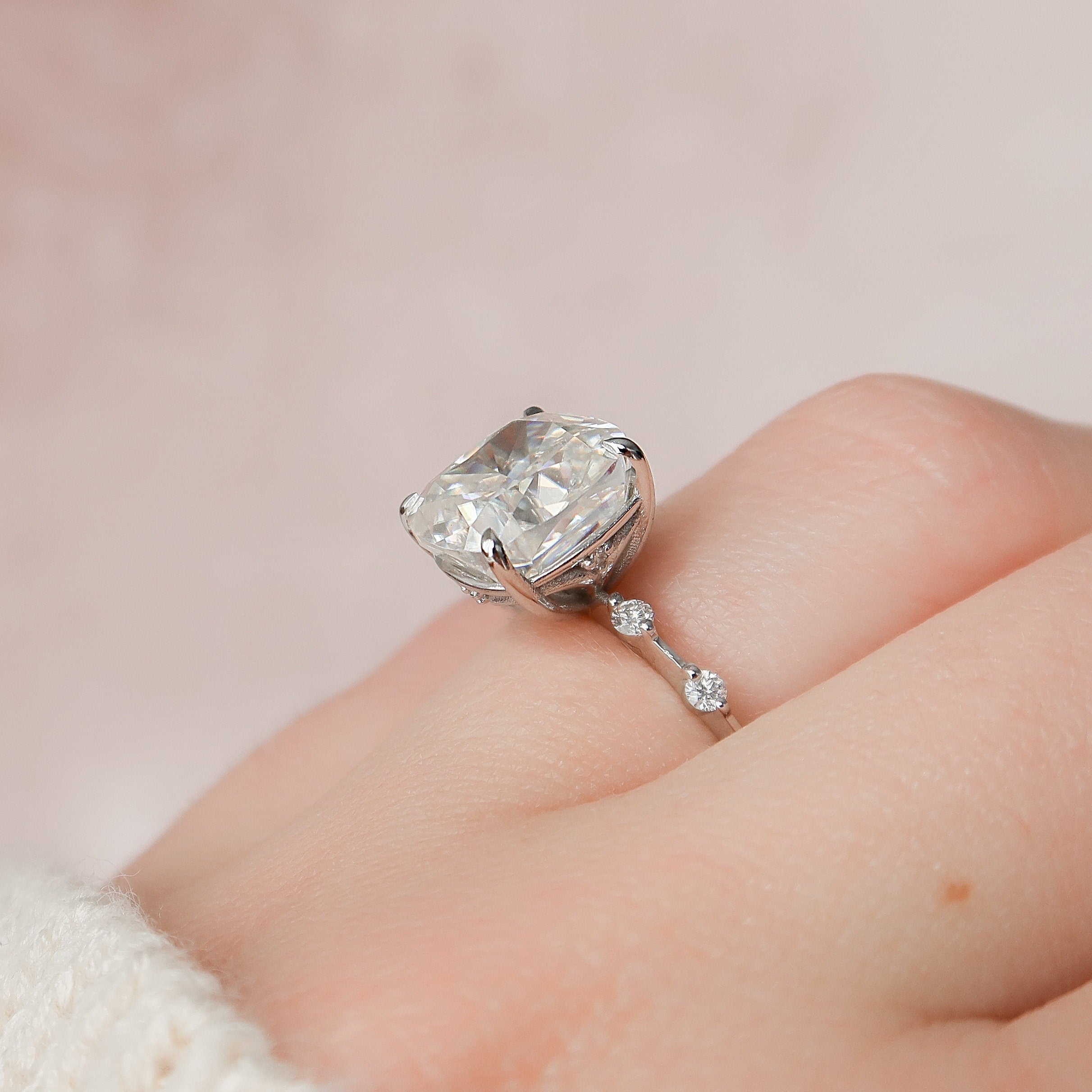 5.0 CT Cushion Moissanite Dainty Style Engagement Ring