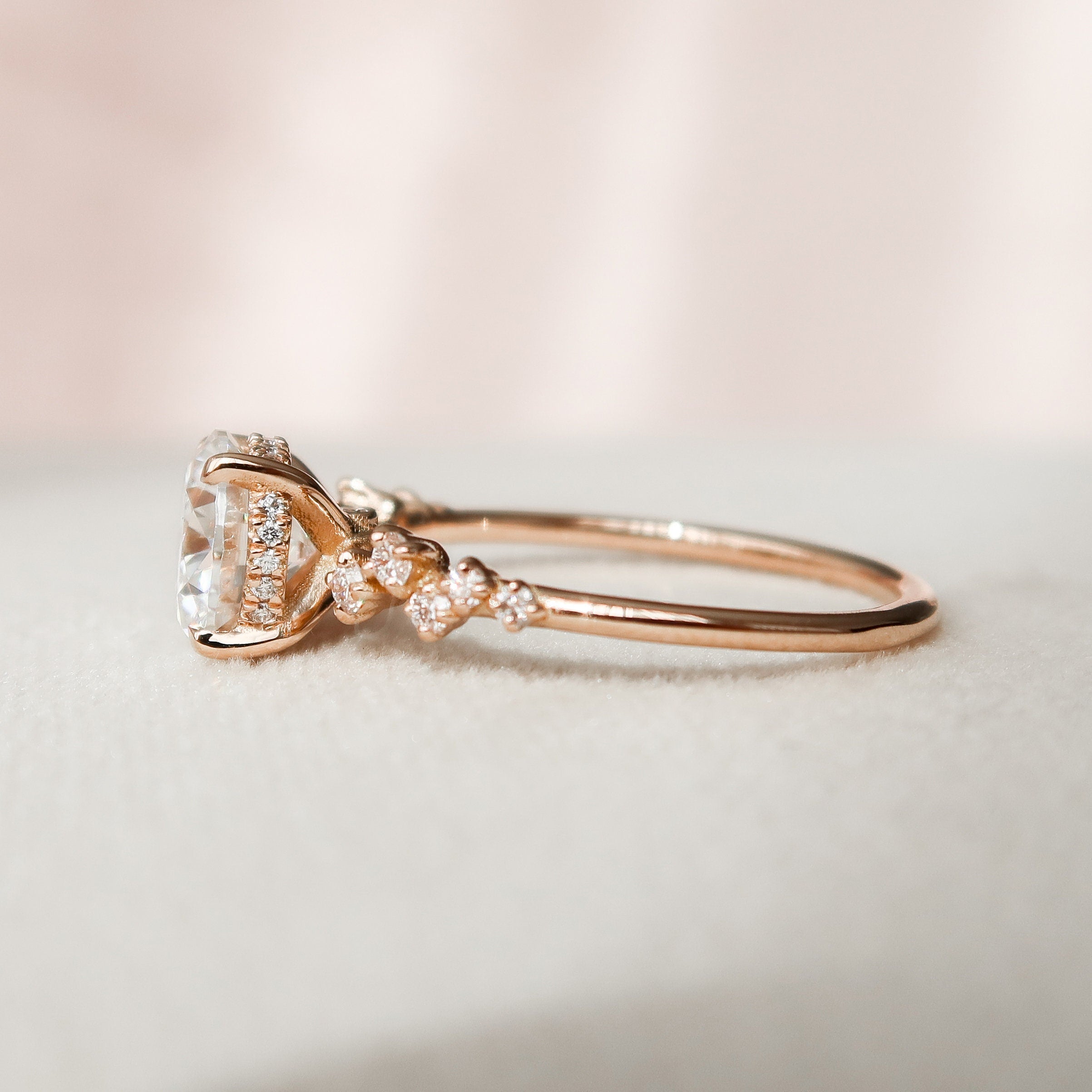 2.0 CT Round Cut Moissanite Cluster & Hidden Halo Engagement Ring