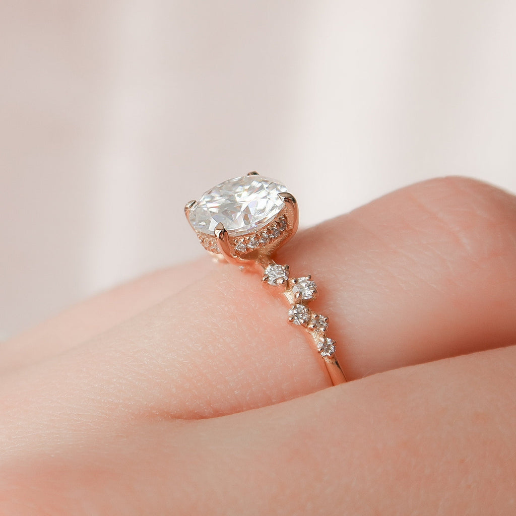 2.0 CT Round Cut Moissanite Cluster & Hidden Halo Engagement Ring