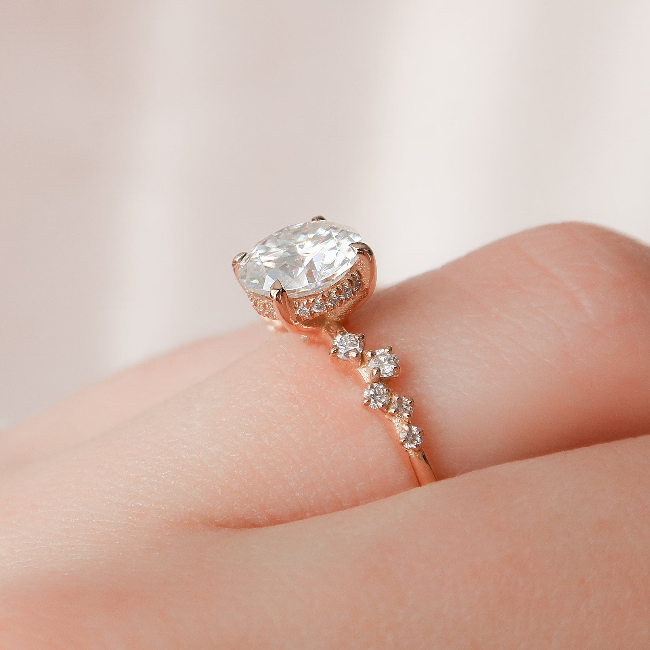2.0 CT Round Cut Moissanite Cluster & Hidden Halo Engagement Ring