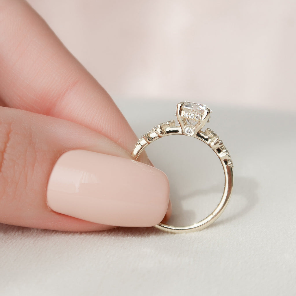 1.0 CT Round Cut Moissanite Cluster Style Engagement Ring