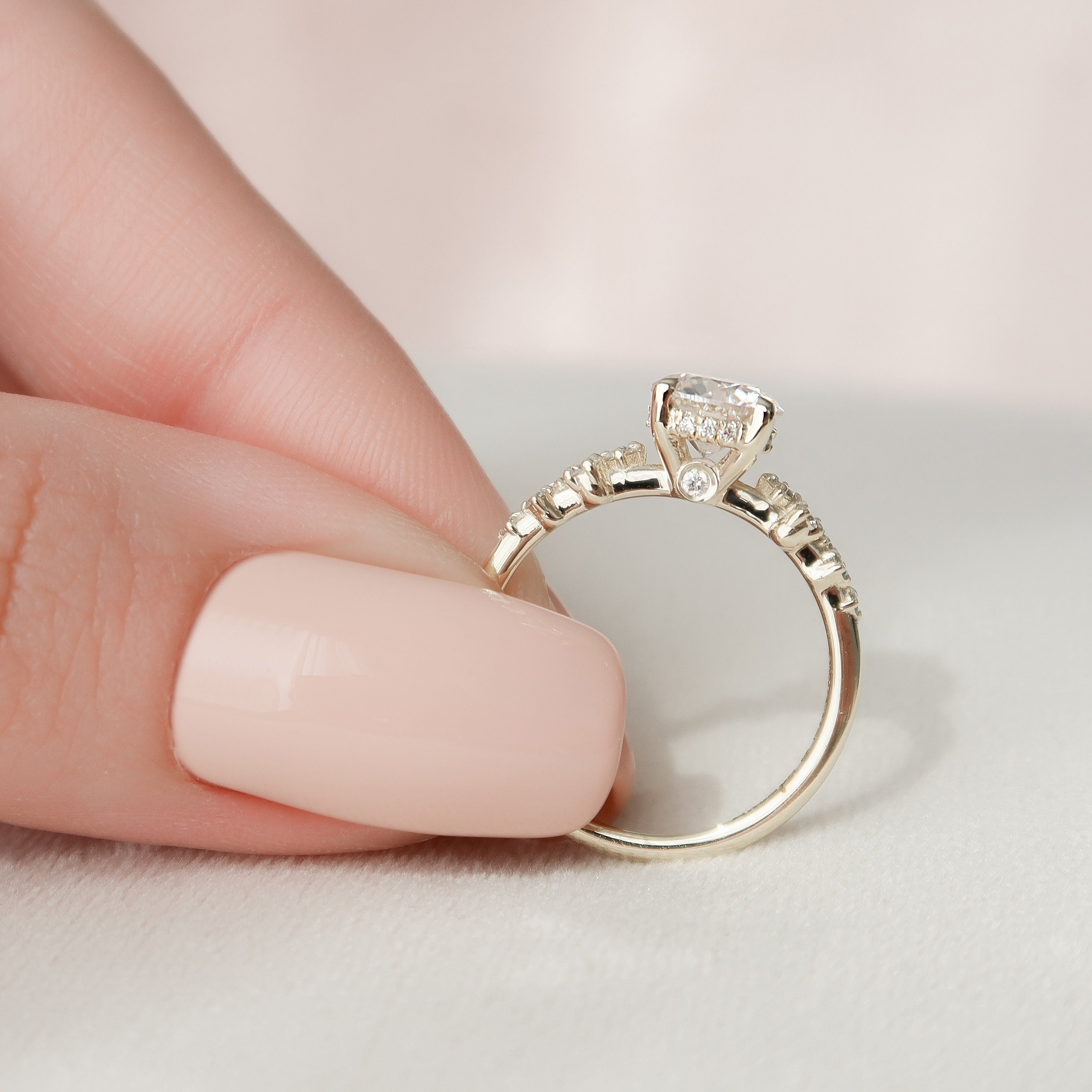 1.0 CT Round Cut Moissanite Cluster Style Engagement Ring