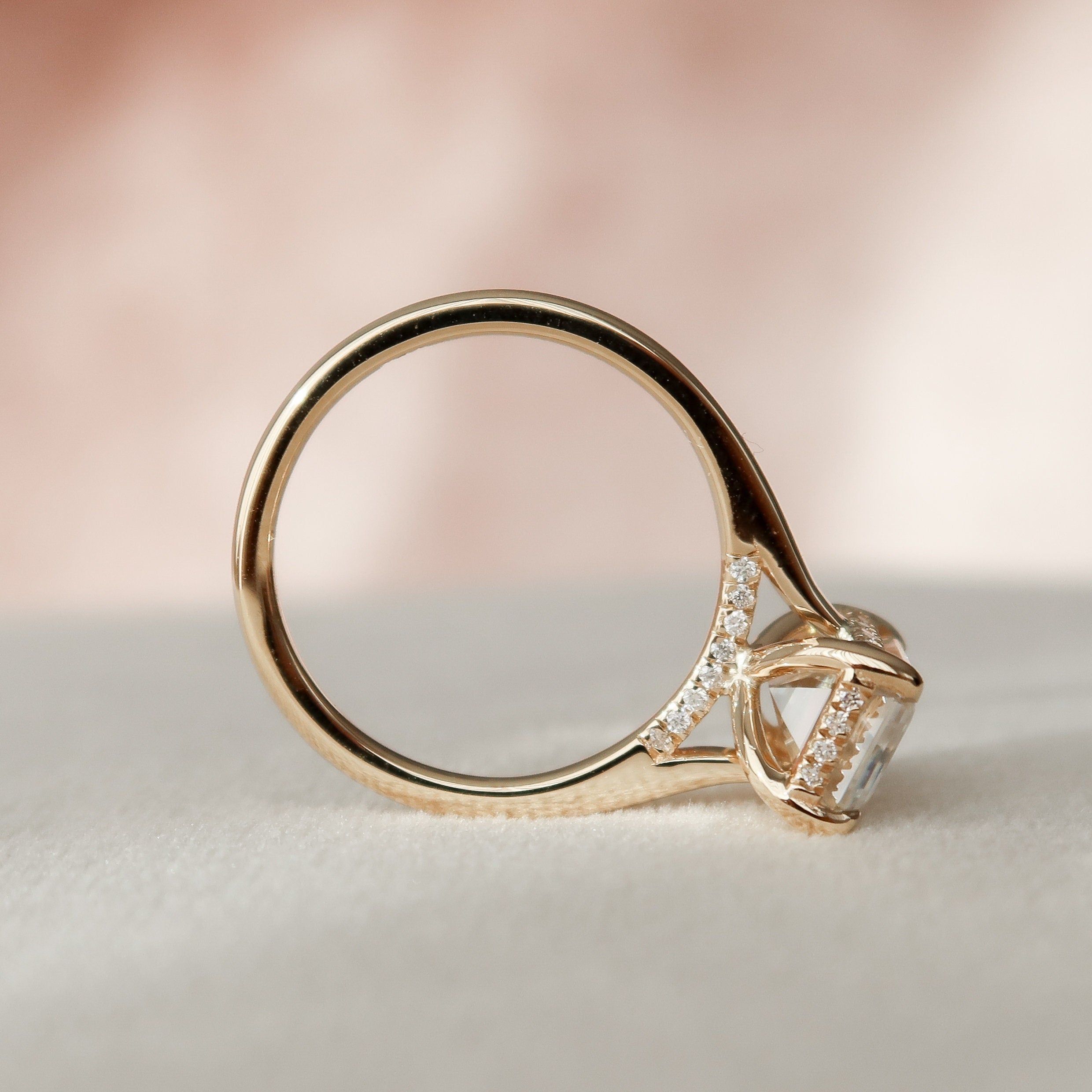 3.0 CT Emerald Moissanite Hidden Halo Setting Engagement Ring