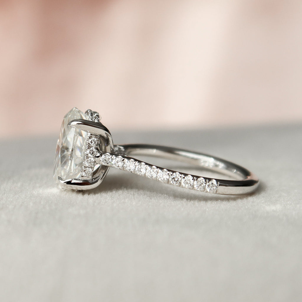 2.0 CT Oval Moissanite Pave Setting Engagement Ring