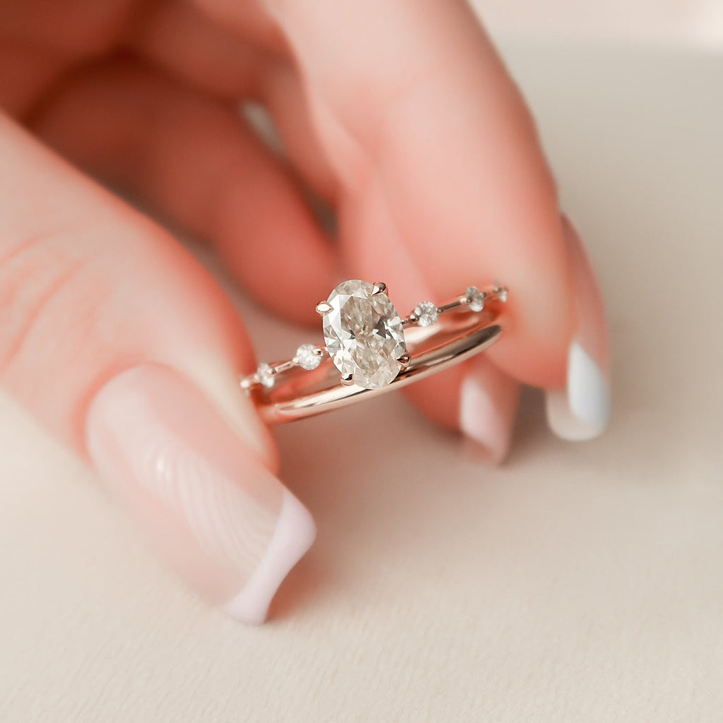 1.0CT Oval Cut Moissanite Dainty Bridal Ring Set