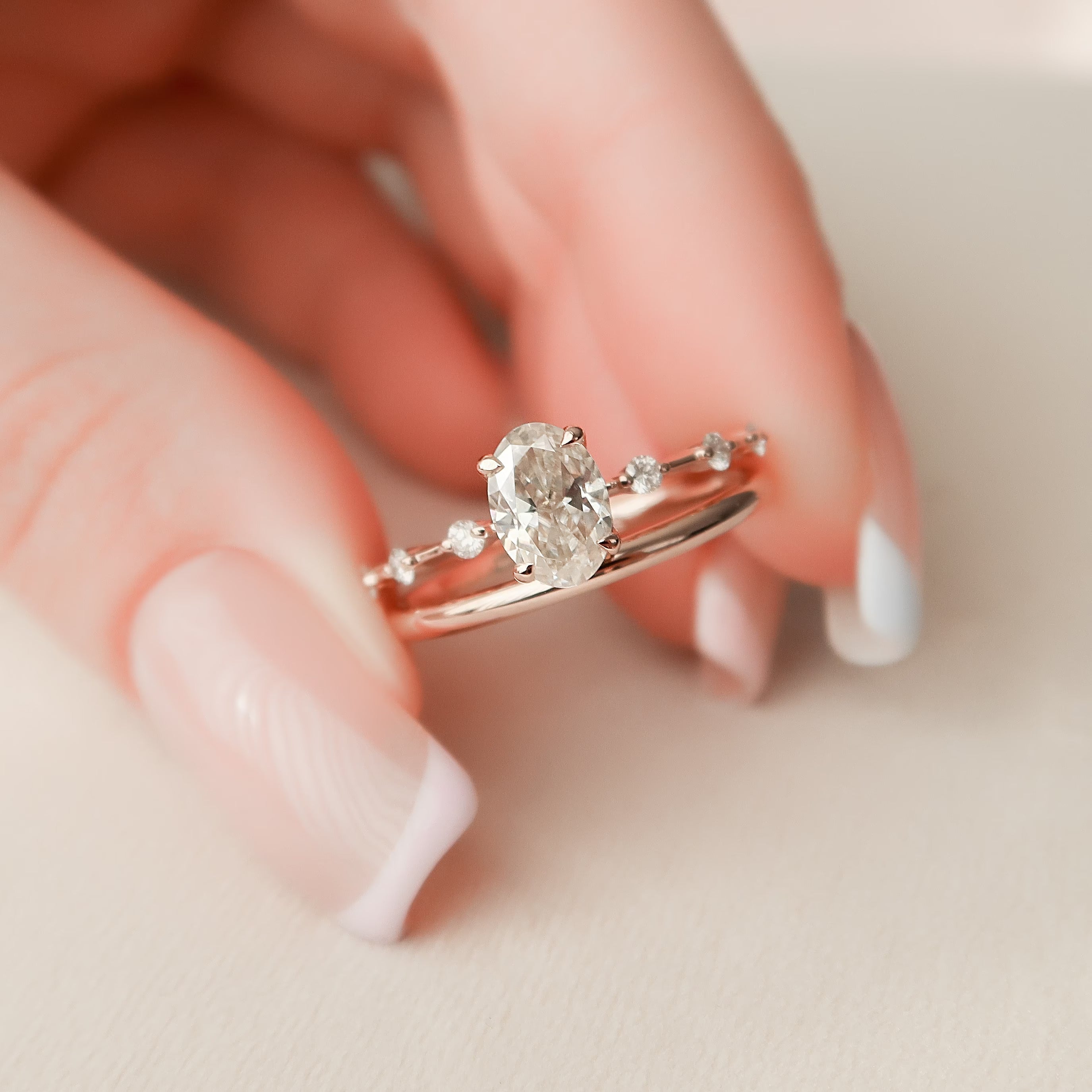 1.0CT Oval Cut Moissanite Dainty Bridal Ring Set