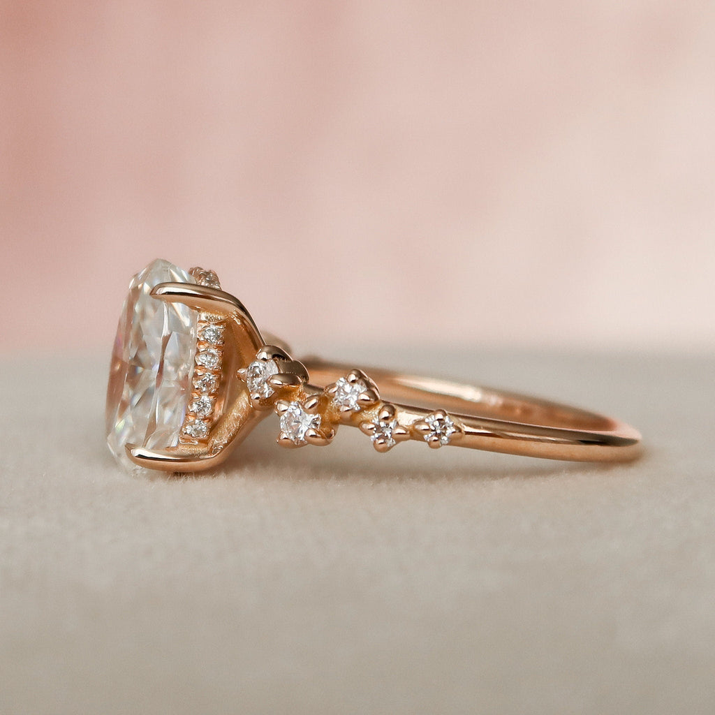 2.0 CT Oval Shape Moissanite Cluster Engagement Ring