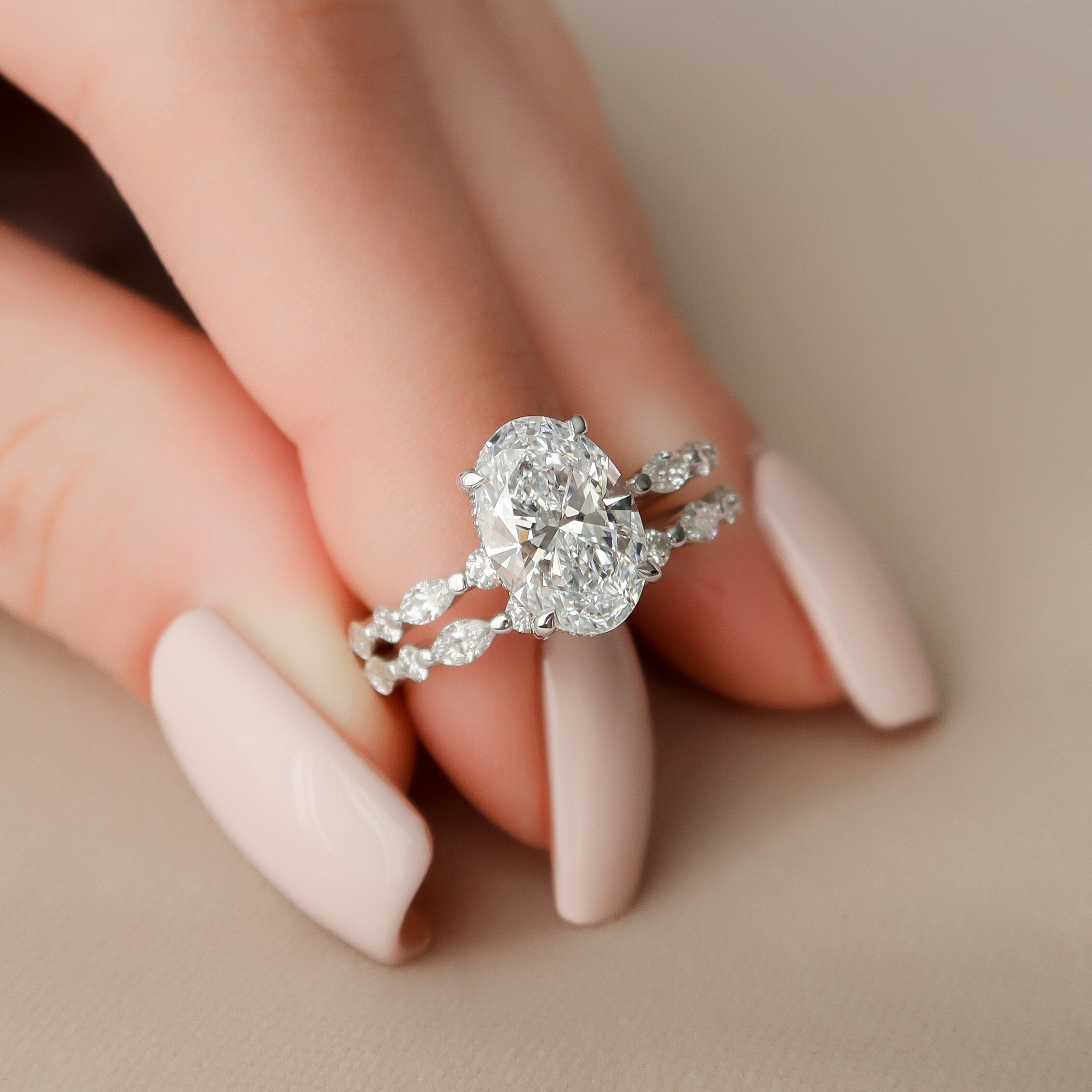 2.0CT Oval Cut Moissanite Dainty Bridal Ring Set