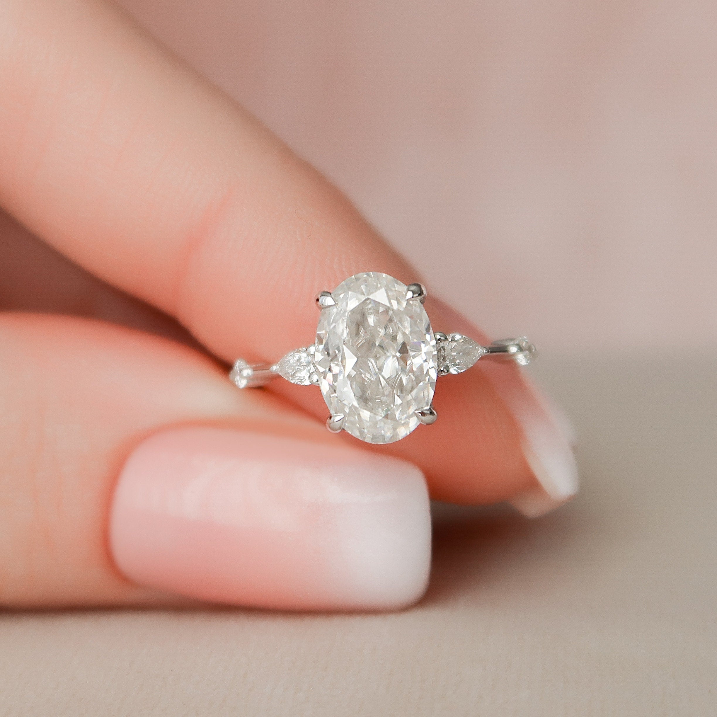 2.0 CT Oval Cut Three Stones Moissanite Engagement Ring