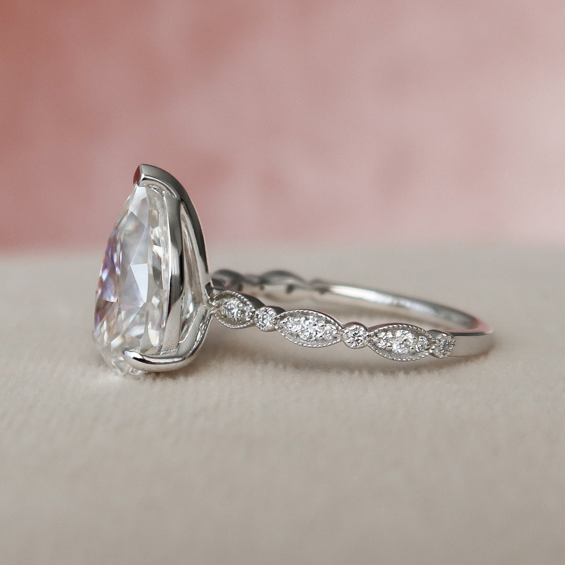 3.0 CT Pear Moissanite Vintage Engagement Ring