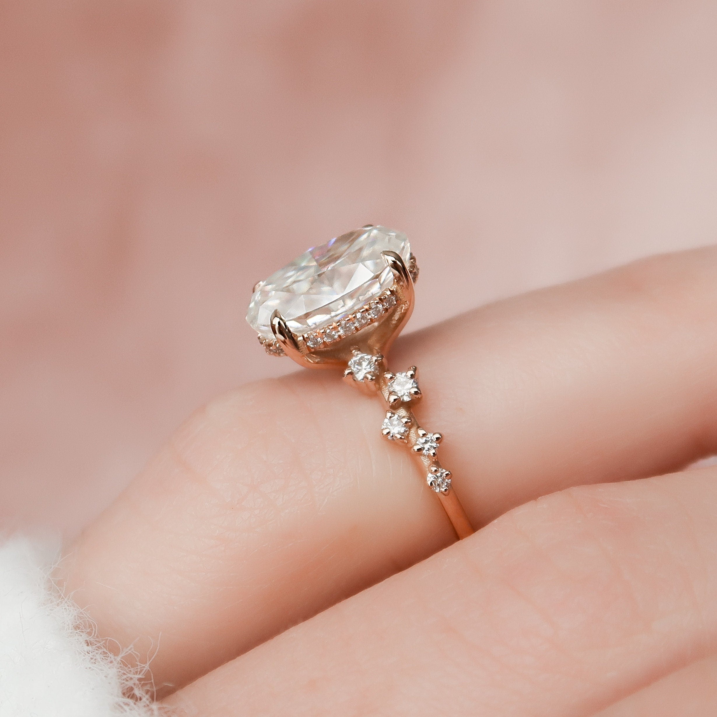 3.0 CT Oval Cut Moissanite Cluster Engagement Ring