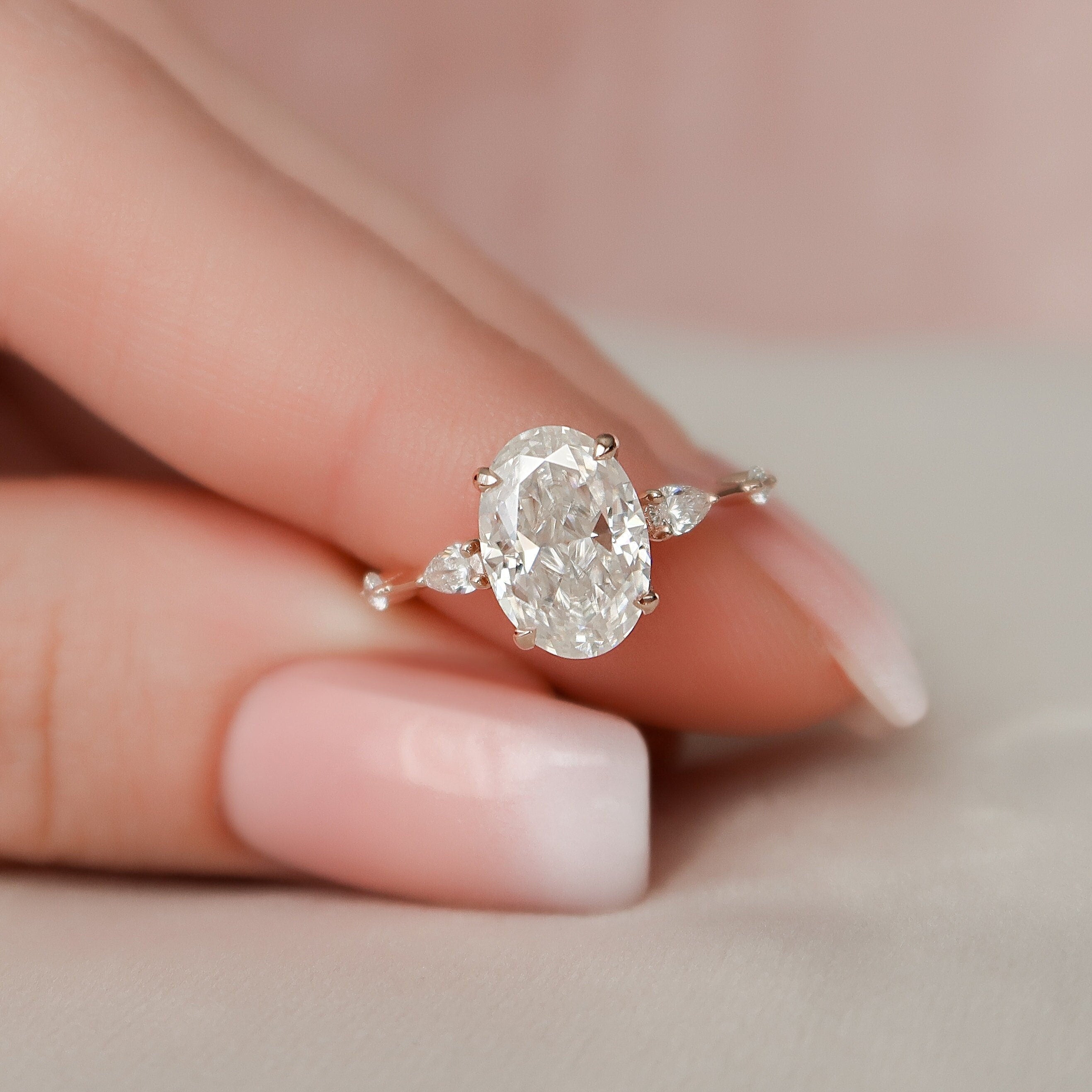 2.0 CT Oval Cut Three Stones Moissanite Engagement Ring