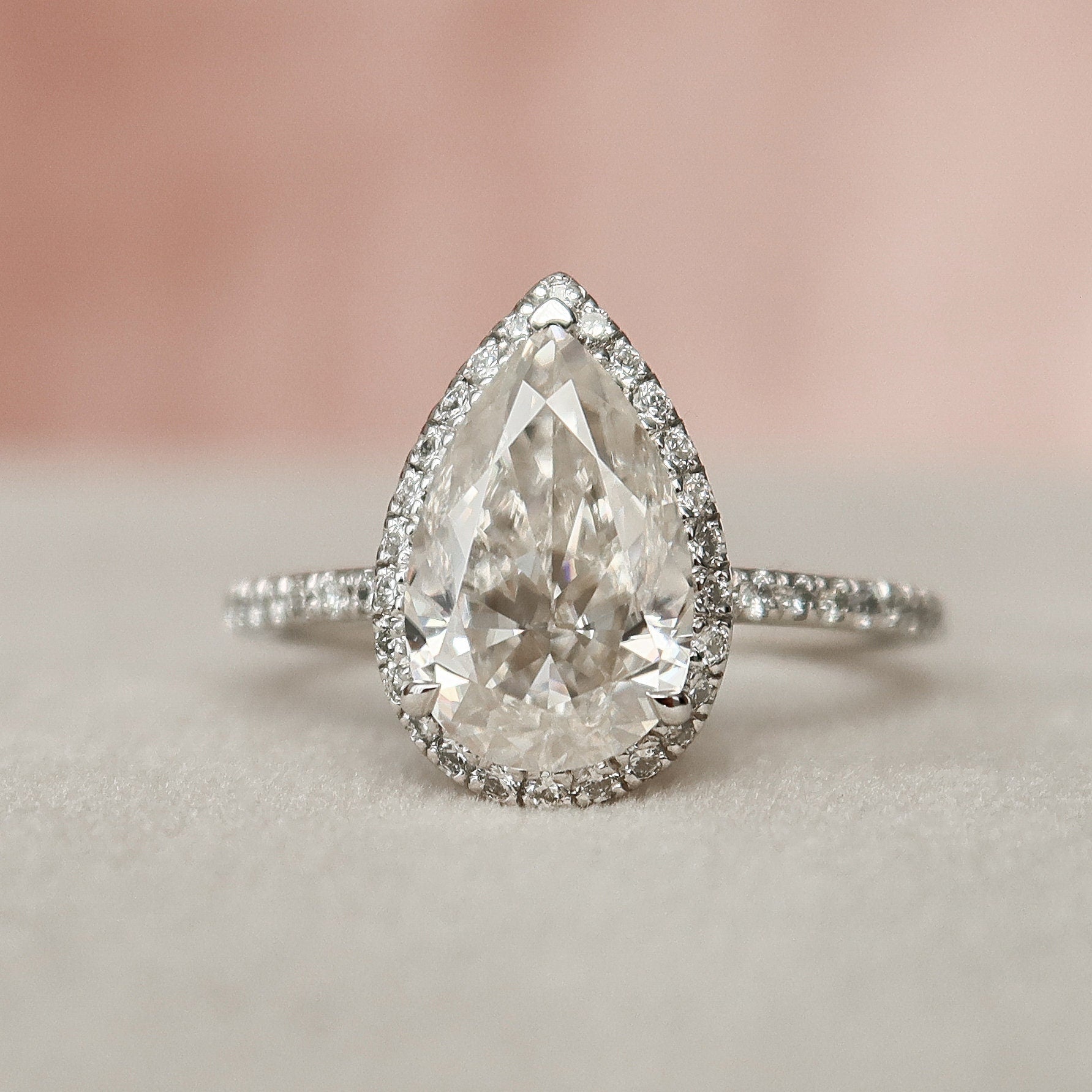 2.0 CT Pear Moissanite Halo Setting Engagement Ring