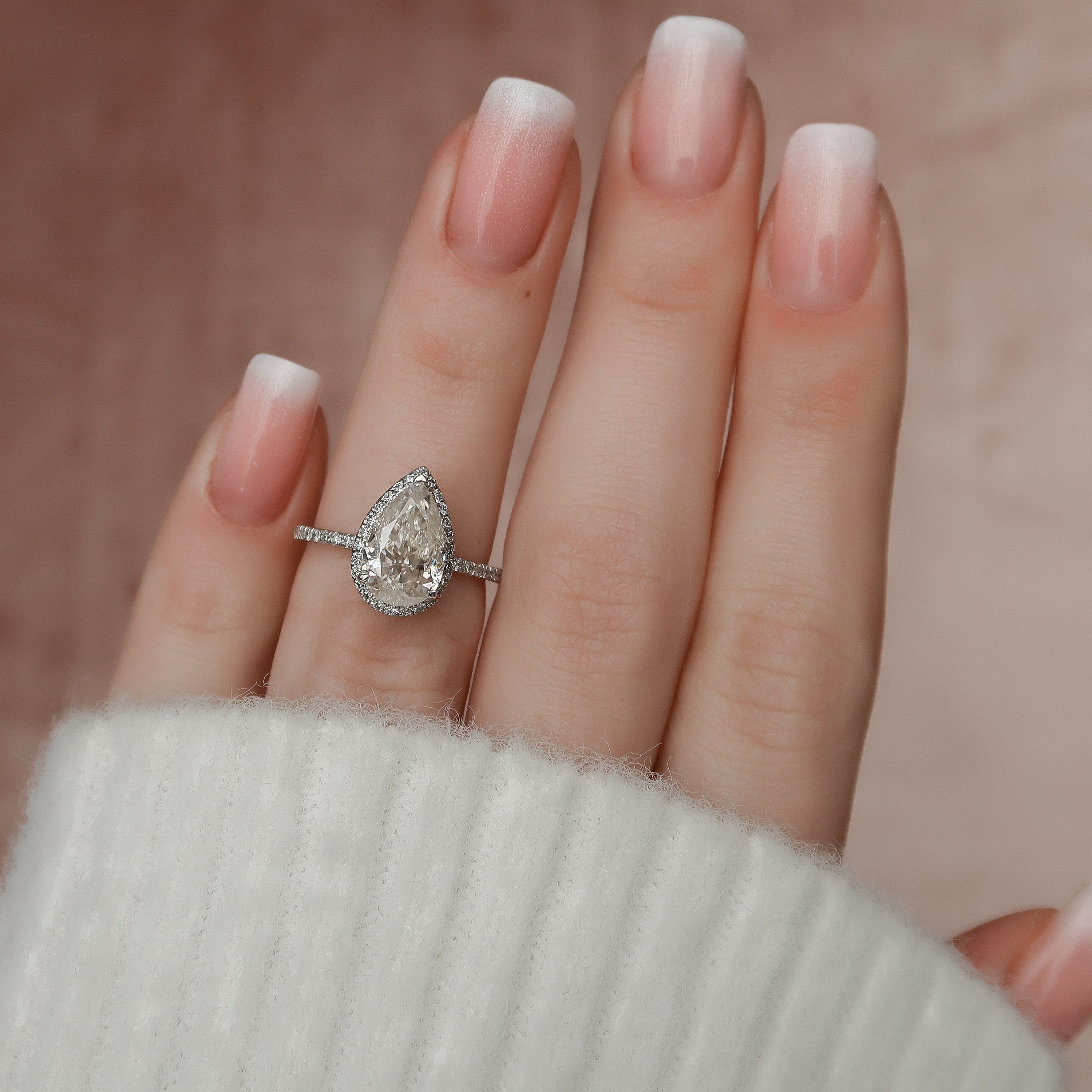 2.0 CT Pear Moissanite Halo Setting Engagement Ring