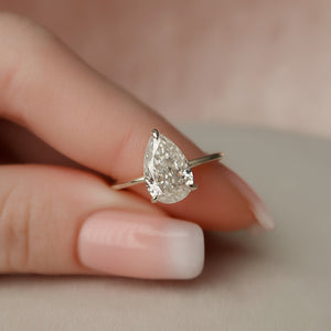 2.0 CT Pear Moissanite Hidden Halo Setting Engagement Ring