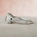 1.0CT Pear Cut Moissanite Split Shank Style Bridal Ring Set