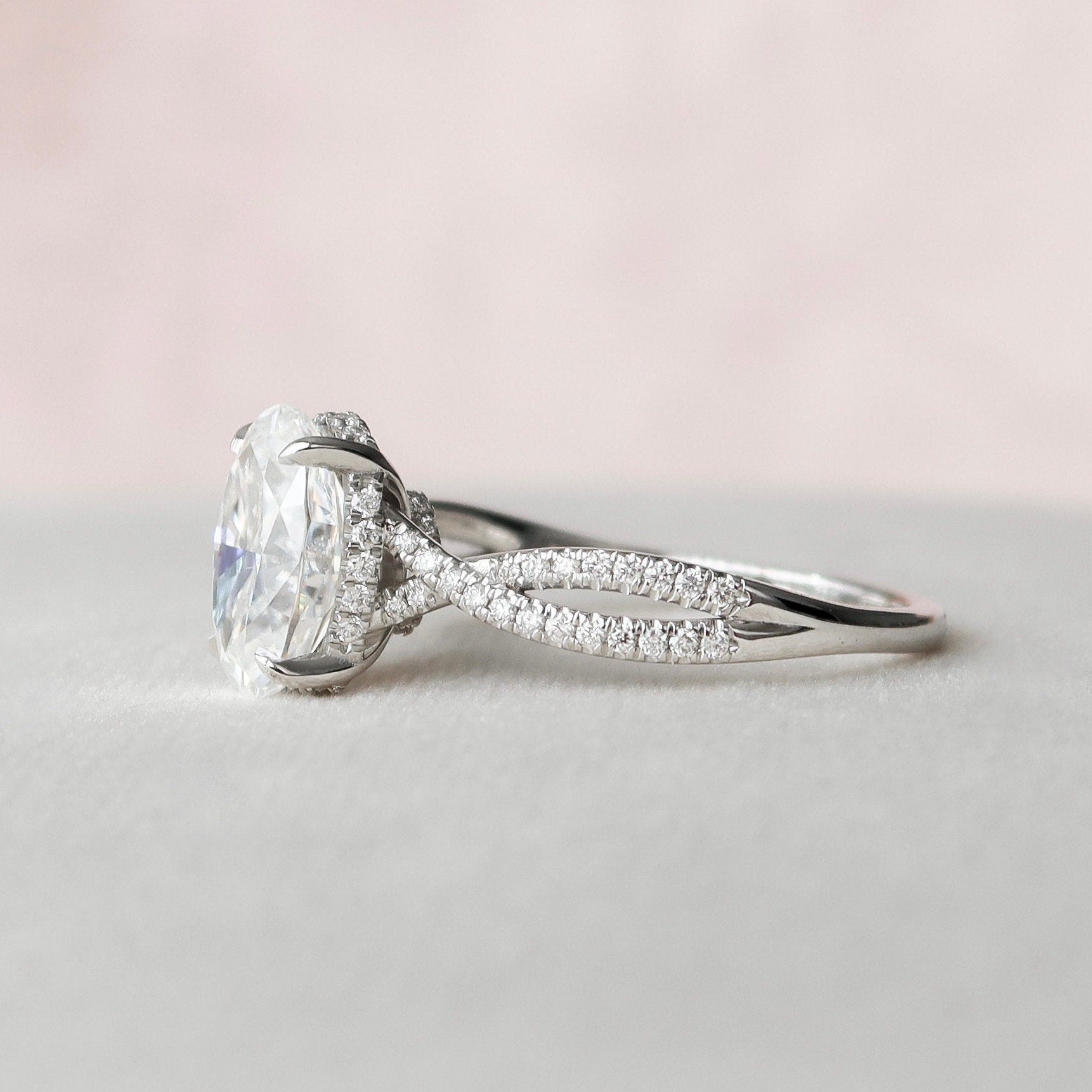 3.0 CT Oval Moissanite Split Shank Style Engagement Ring