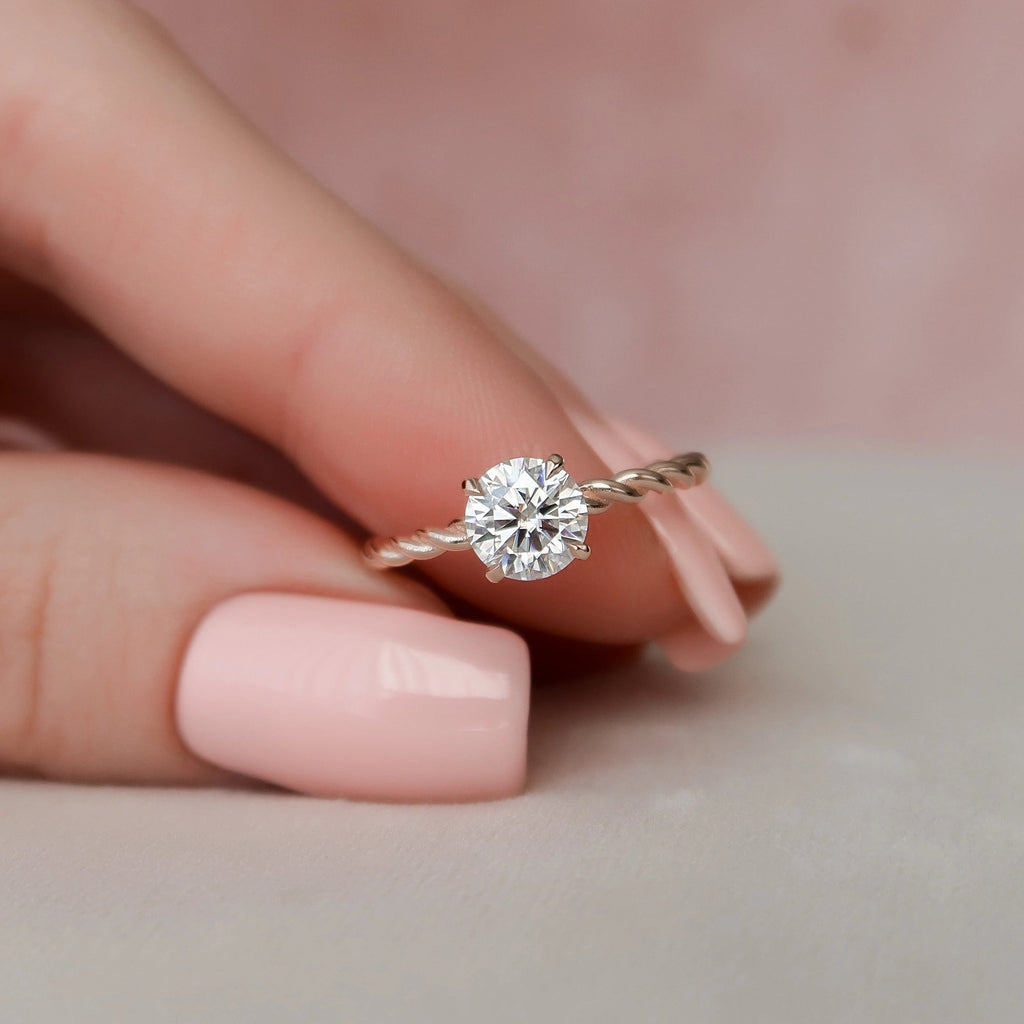 1.0CT Round Cut Moissanite Braided Bridal Ring Set