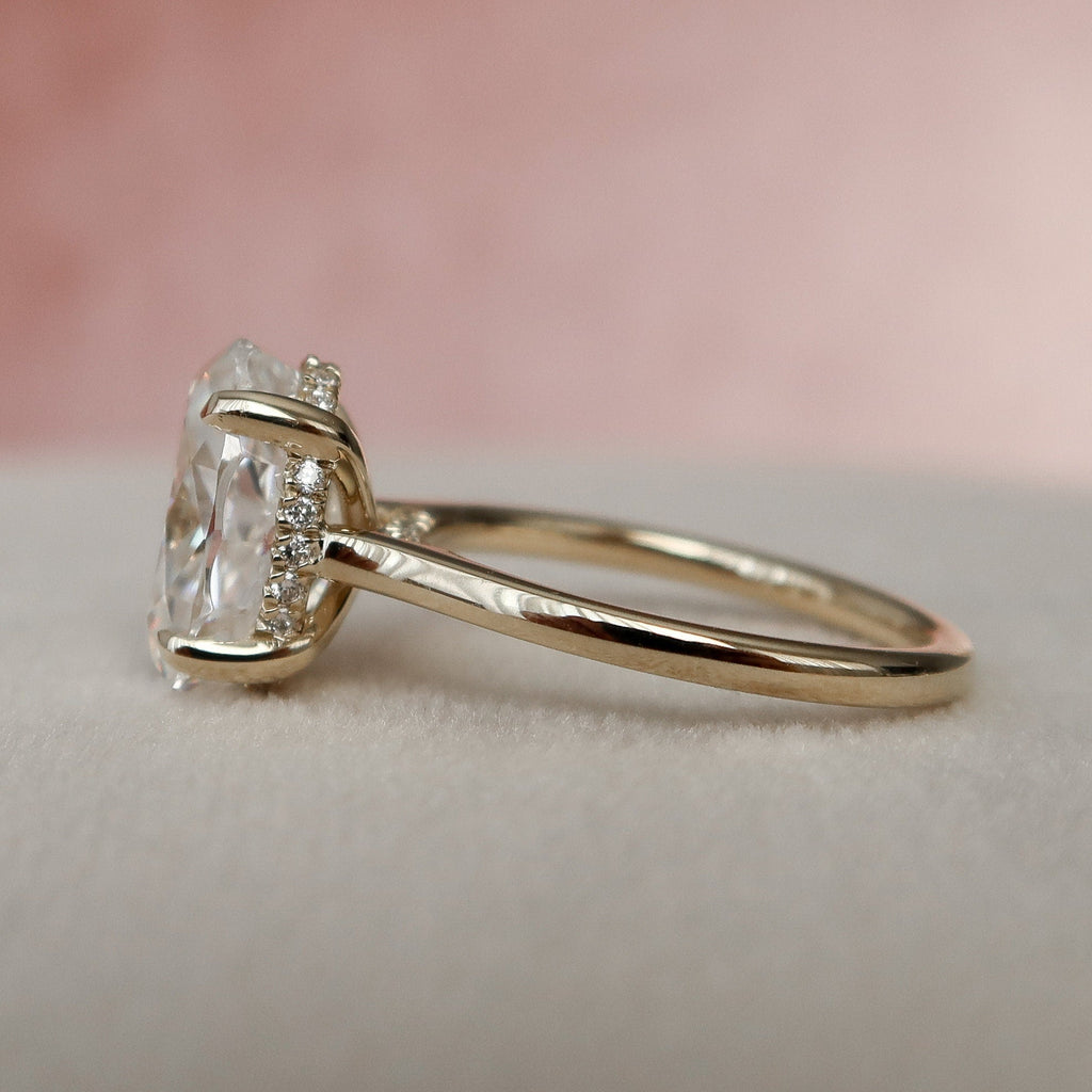 3.0 CT Oval Moissanite Hidden Halo Setting Engagement Ring