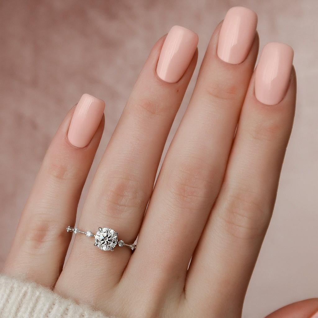 1.0 CT Round Cut Dainty Style Moissanite Engagement Ring