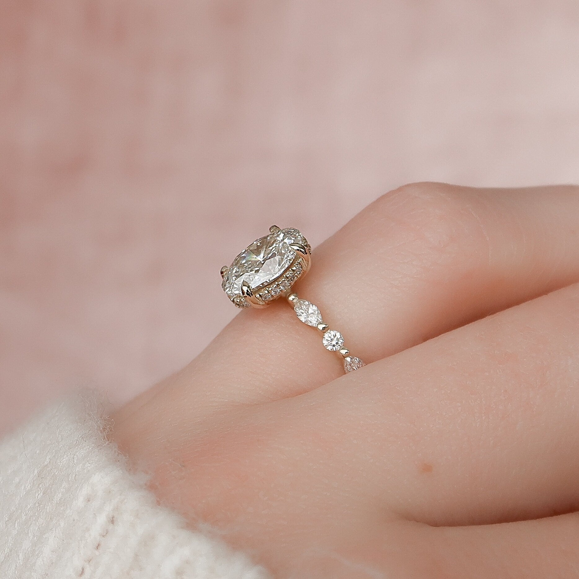 2.0CT Oval Cut Moissanite Dainty Bridal Ring Set