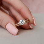 1.0CT Round Brilliant Cut Moissanite Solitaire Bridal Ring Set