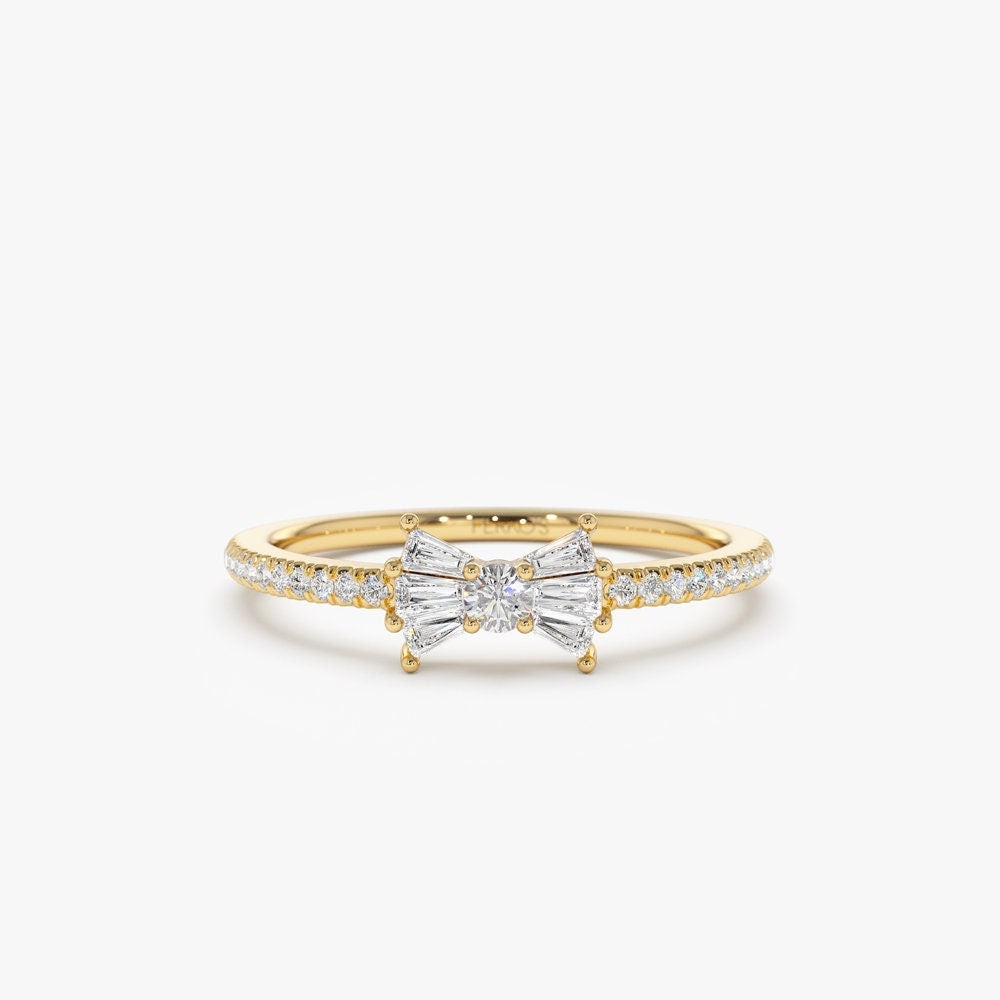 0.25 TCW Baguette and Round Cut Bow Moissanite Wedding Band
