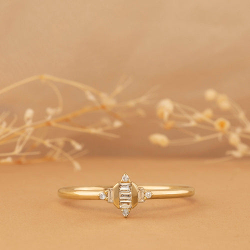 0.08 TCW Baguette & Round Cut Cluster Gold Moissanite Wedding Band