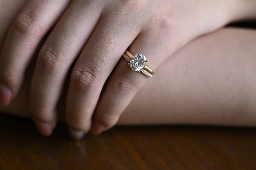 Solid Gold Oval Cut Moissanite Engagement Ring and Wedding Band Set, Gift for Her
