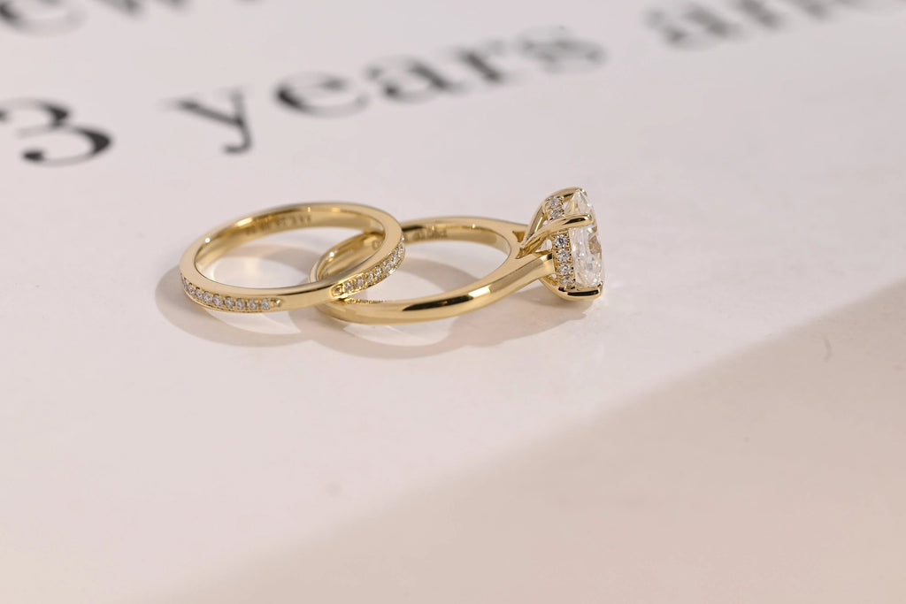 Solid Gold Oval Cut Moissanite Engagement Ring and Wedding Band Set, Gift for Her