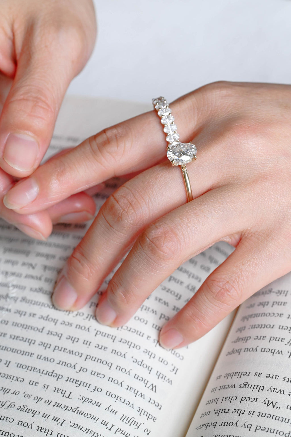 Solid Gold Oval Cut Moissanite Wedding Band Set, bridal engagement ring