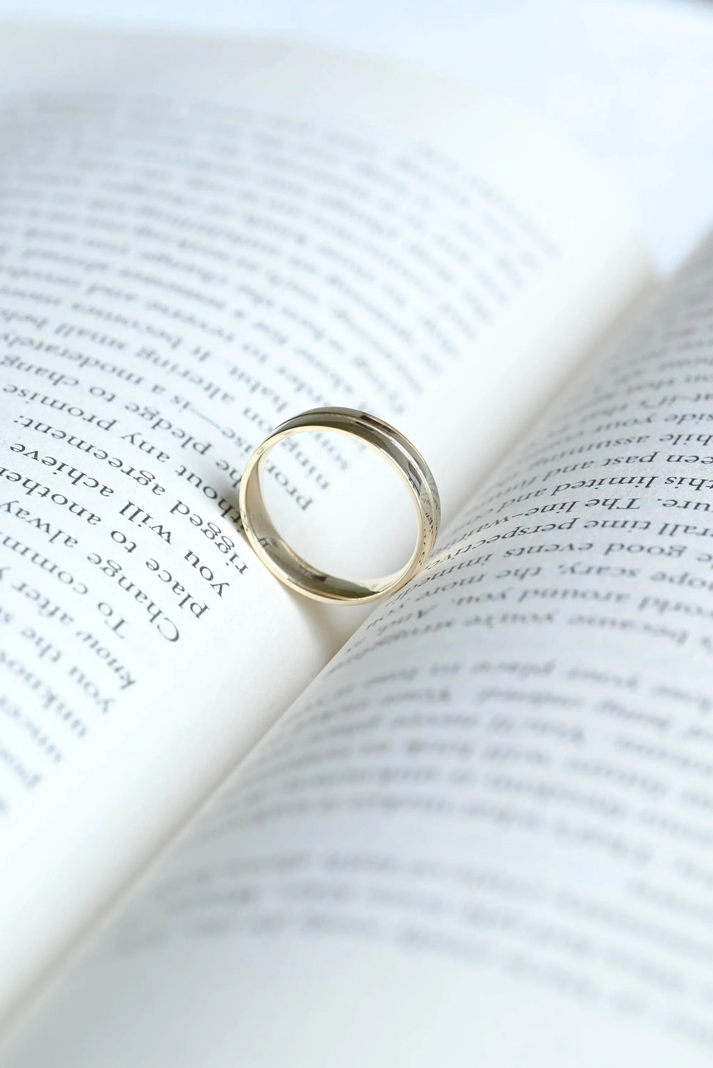 Solid Gold 5mm U-Shaped Groove Wedding Band for Men