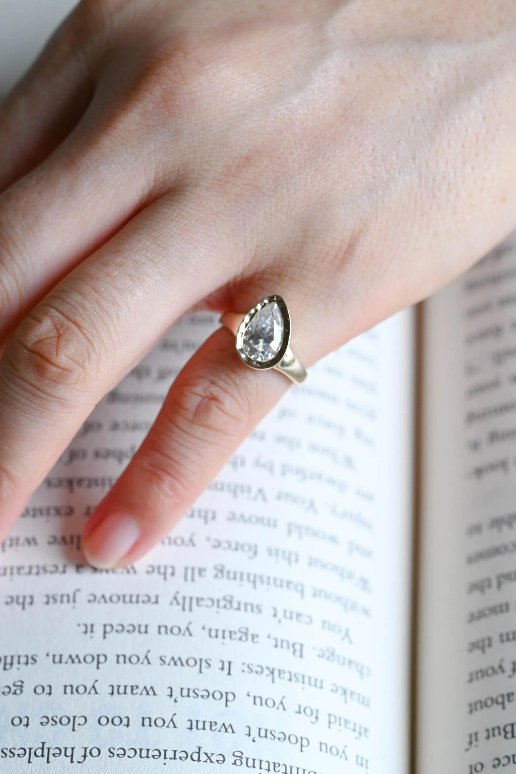 Solid Gold Pear Moissanite Engagement Ring with Bezel, Minimalist Hammer Ring