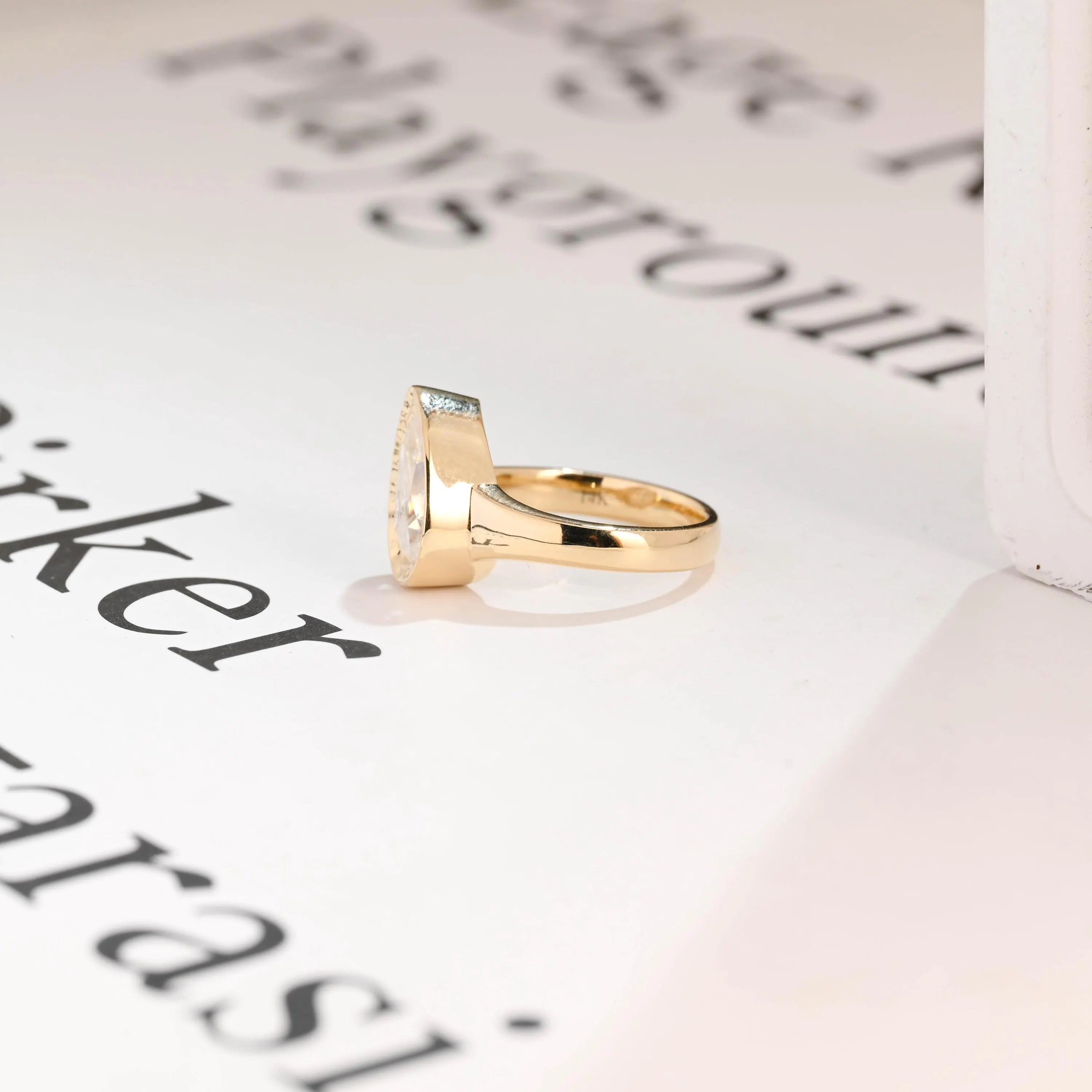 Solid Gold Pear Moissanite Engagement Ring with Bezel, Minimalist Hammer Ring